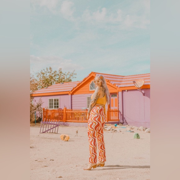 Zara groovy printed trousers 💗🧡 - Picture 3 of 8